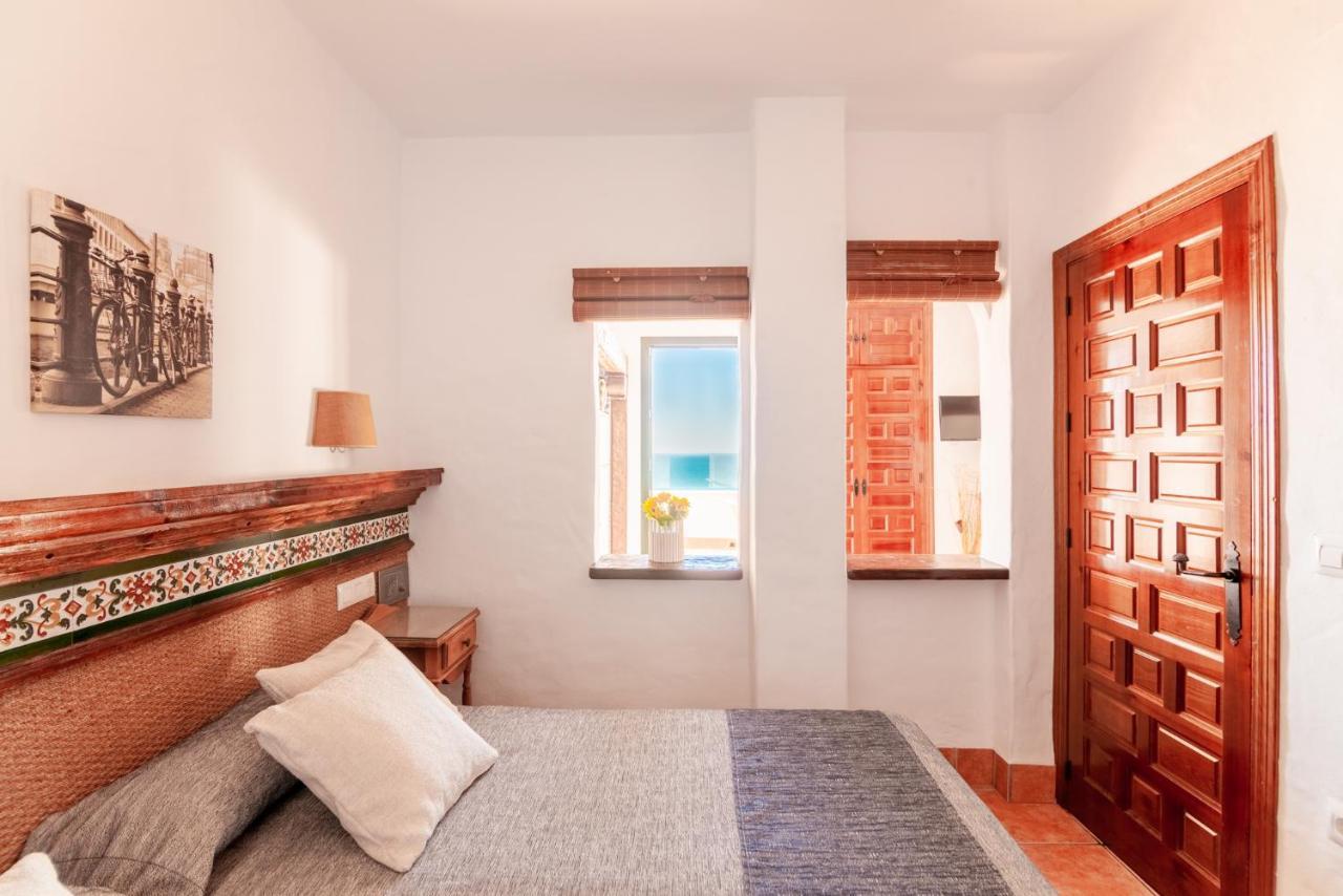 El Roqueo Apartment *